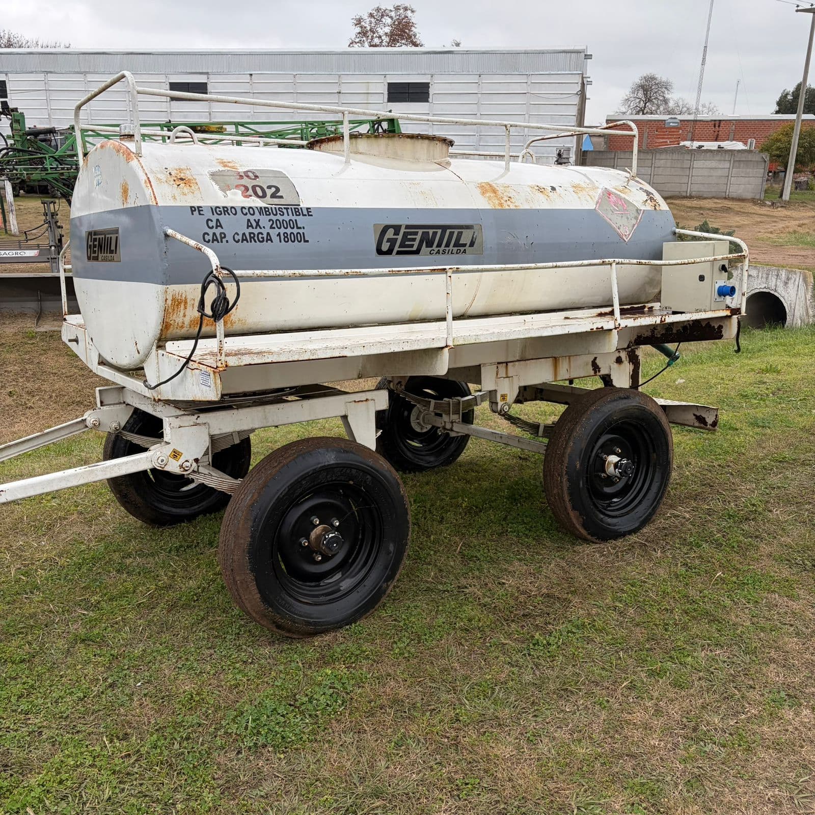 Tanque 2000 lts Gentili